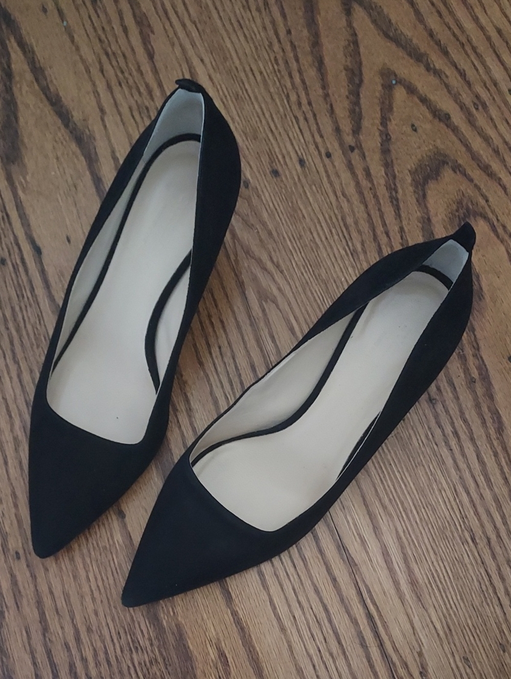 Everlane Kitten Heels Pointed Toe Black Suede 2" - Picture 4 of 10